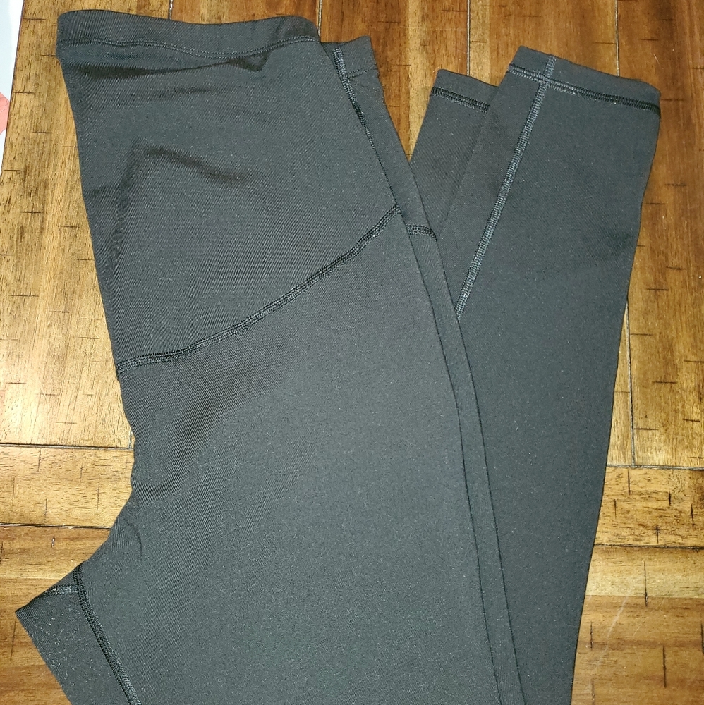 Old navy maternity leggings